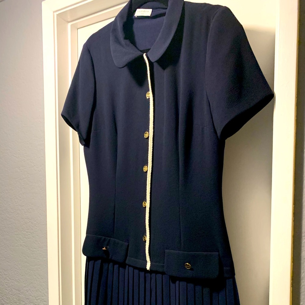 Timeless Sandro MIDI dress with pleads